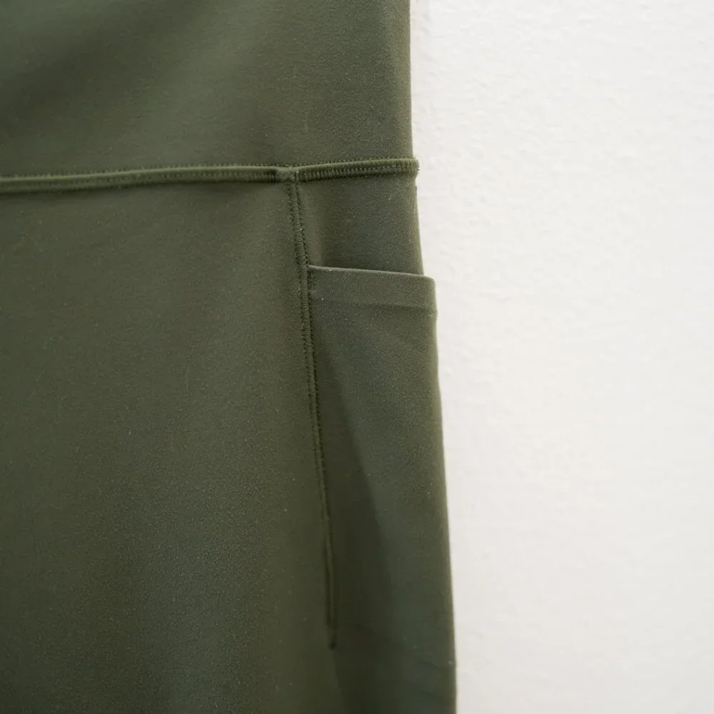 Athleta Salutation Stash Pocket 7/8 Tight Size Small - Picture 5 of 11